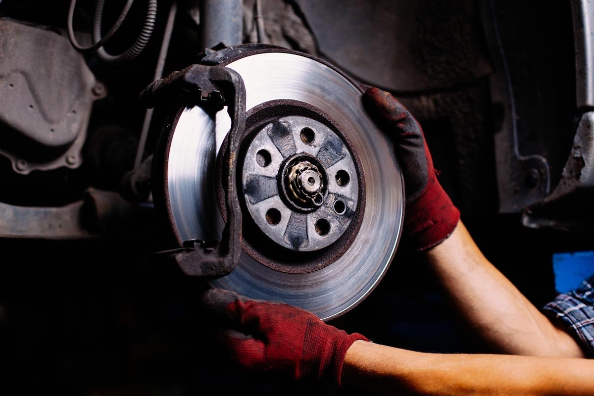 Suspension, steering and brake repair in Dubai